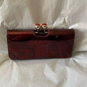 Ted Baker London Kisslock Wallet Clutch in Red Croc Patent